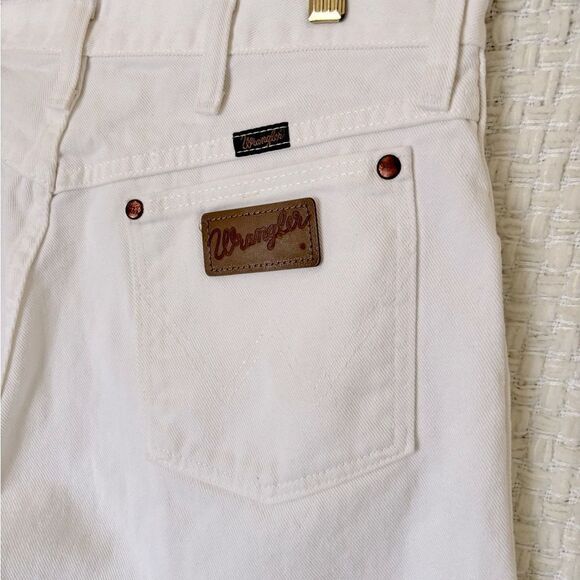 Wrangler Pants - White Wrangler Jeans ✨